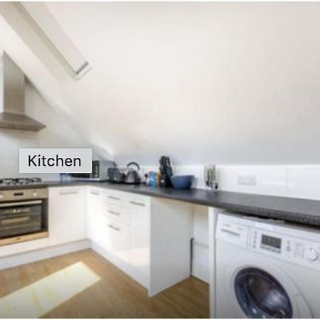 2-Bed Loft Apartment For 5Ppl With Private Parking Beckenham Eksteriør bilde