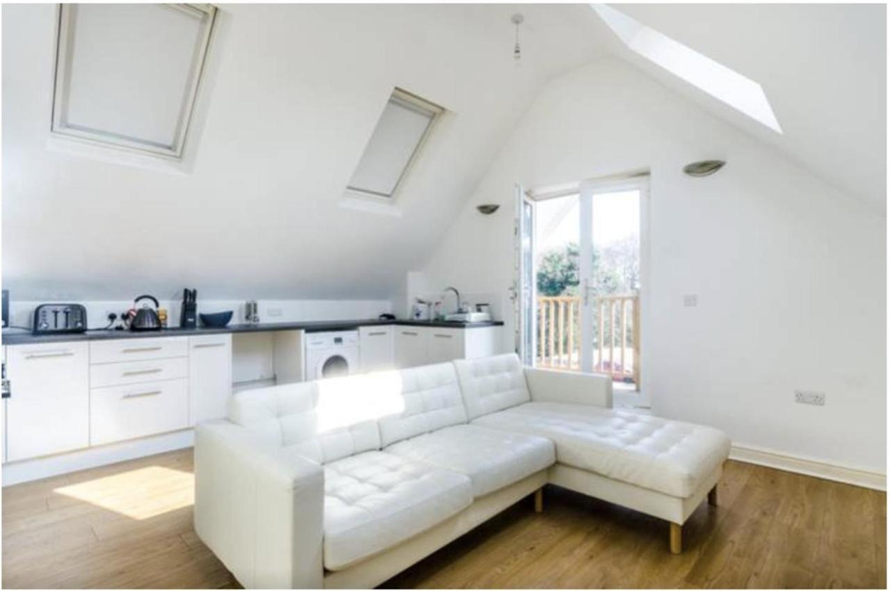 2-Bed Loft Apartment For 5Ppl With Private Parking Beckenham Eksteriør bilde