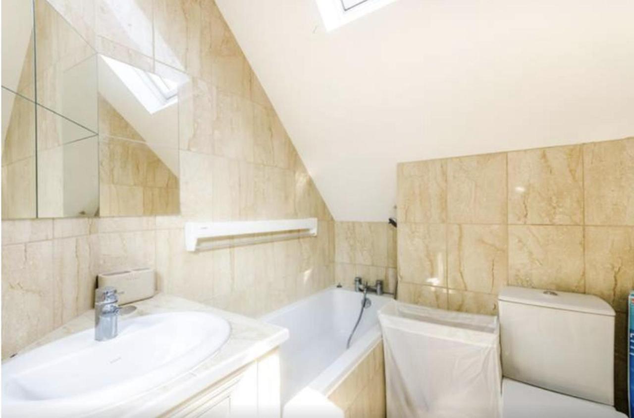 2-Bed Loft Apartment For 5Ppl With Private Parking Beckenham Eksteriør bilde